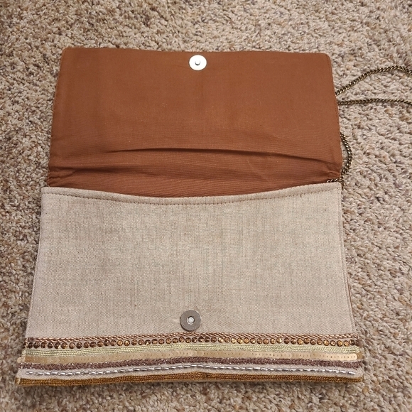 Embellished and embroidered crossbody - Picture 4 of 6